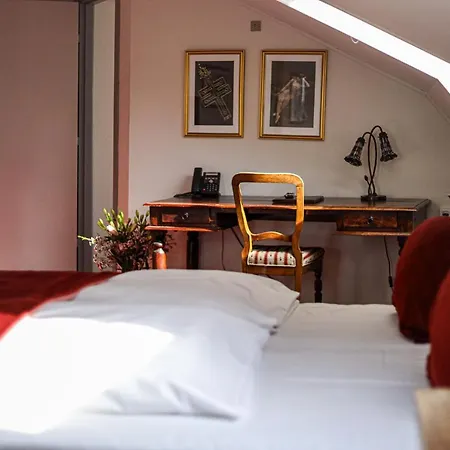 Aero Hotel 3*